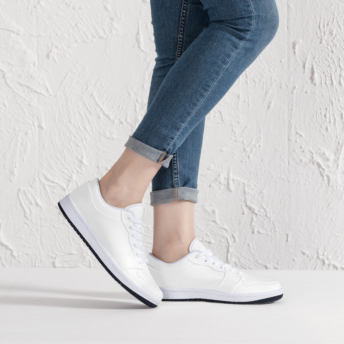 D15 Low-Top Synthetic Leather Sneakers - White